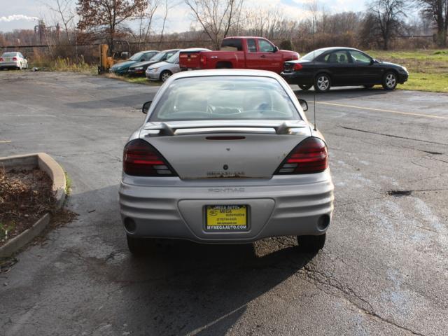 Pontiac Grand Am 2000 photo 4