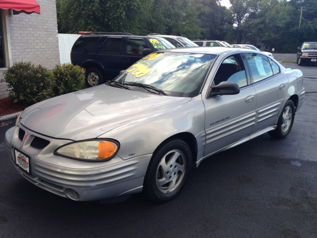 Pontiac Grand Am 2000 photo 2