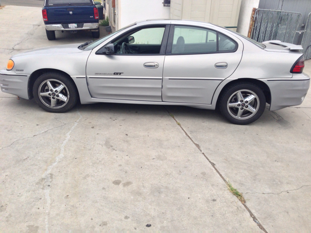 Pontiac Grand Am XUV SLE 4WD Sedan