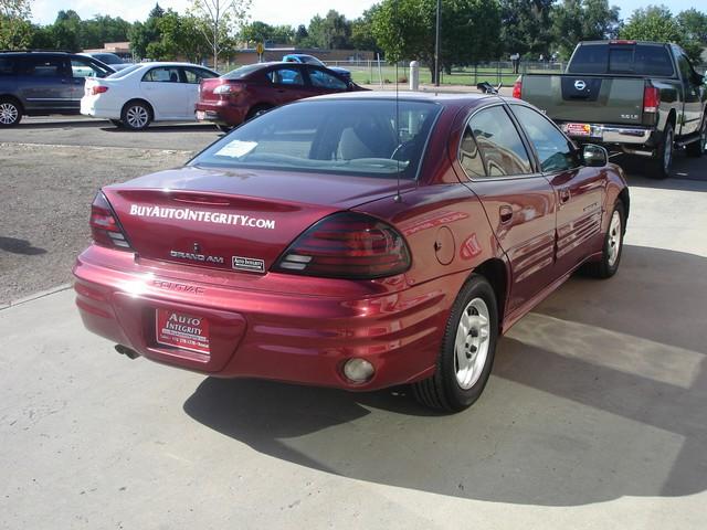 Pontiac Grand Am 2000 photo 2