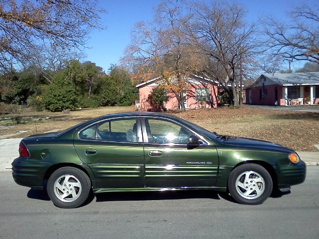 Pontiac Grand Am 2000 photo 1