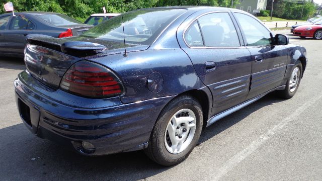 Pontiac Grand Am 2000 photo 2