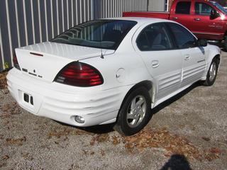 Pontiac Grand Am 2000 photo 2