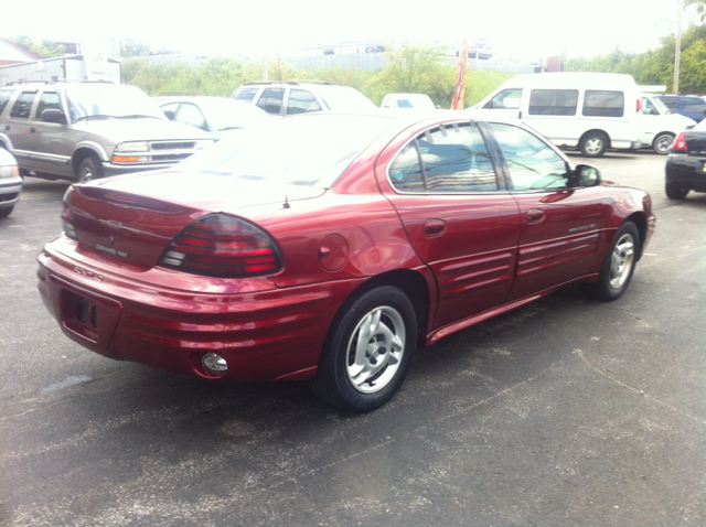 Pontiac Grand Am 2000 photo 2