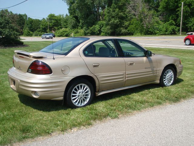 Pontiac Grand Am Lariat Super CREW Sedan