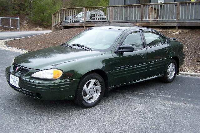 Pontiac Grand Am 2000 photo 1