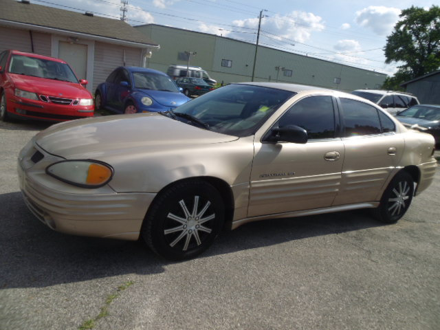 Pontiac Grand Am Sport -5 Speed-stick-4x4 Sedan