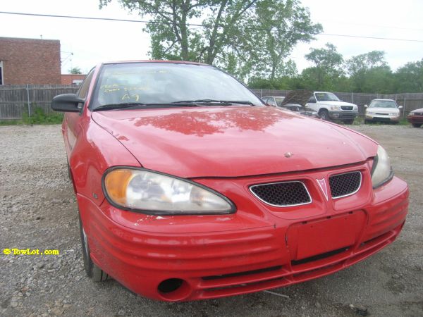 Pontiac Grand Am 2001 photo 2