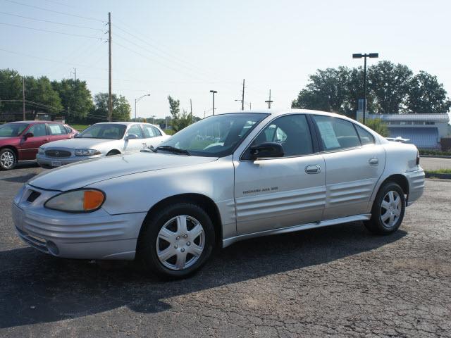 Pontiac Grand Am 2001 photo 2