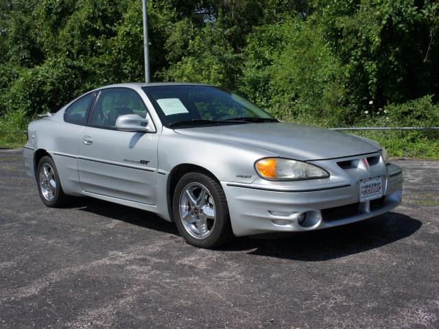 Pontiac Grand Am 2001 photo 1