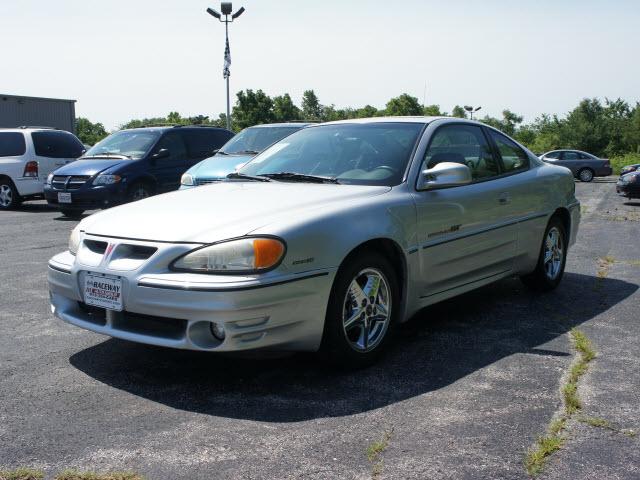 Pontiac Grand Am 2001 photo 2