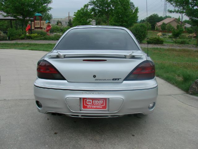 Pontiac Grand Am XUV SLE 4WD Sedan