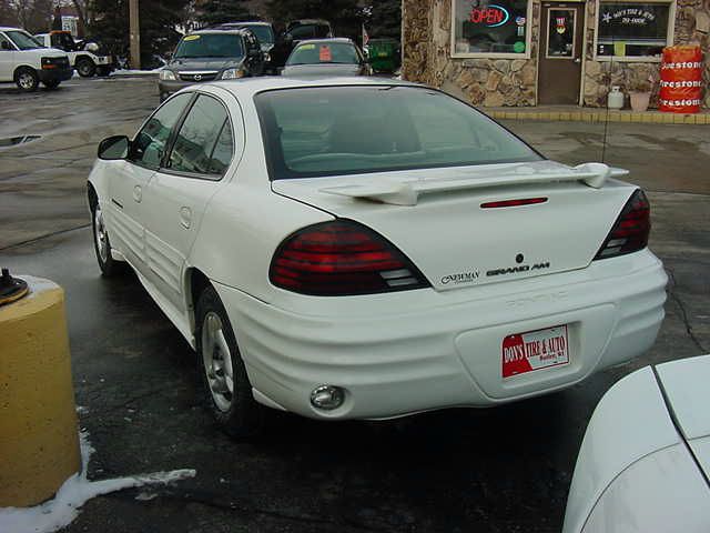 Pontiac Grand Am 2001 photo 1