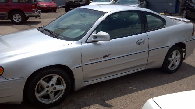 Pontiac Grand Am 2001 photo 1