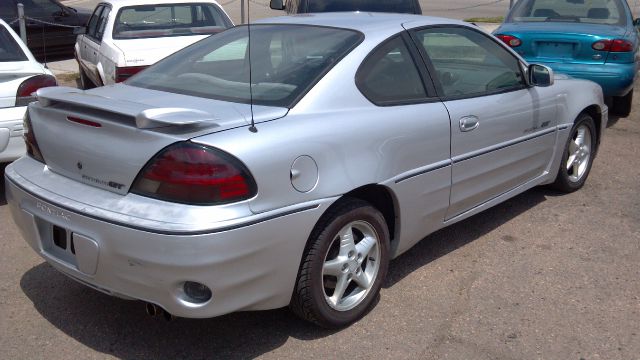 Pontiac Grand Am 2001 photo 2