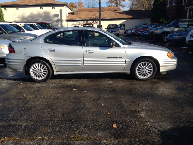 Pontiac Grand Am 2001 photo 1