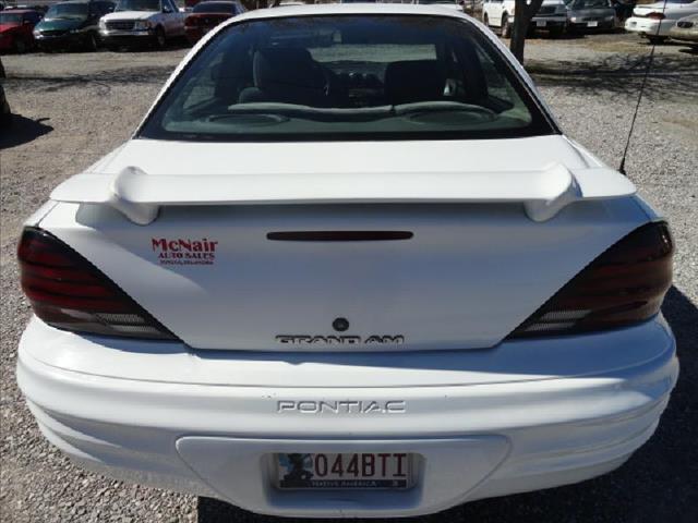 Pontiac Grand Am 2001 photo 18