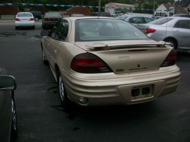 Pontiac Grand Am 2001 photo 1