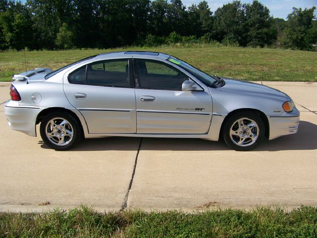 Pontiac Grand Am 2002 photo 1