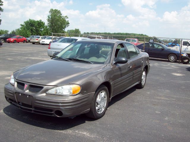 Pontiac Grand Am 2002 photo 2