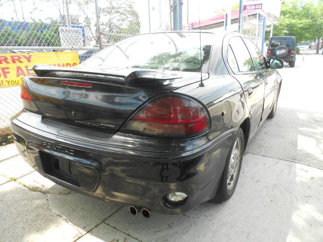 Pontiac Grand Am XUV SLE 4WD Sedan