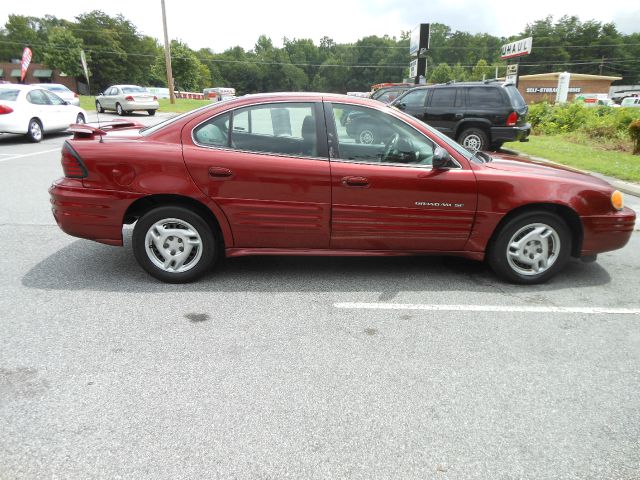 Pontiac Grand Am 2002 photo 2