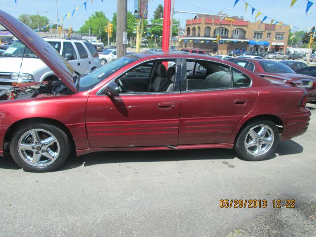 Pontiac Grand Am Lariat Super CREW Sedan