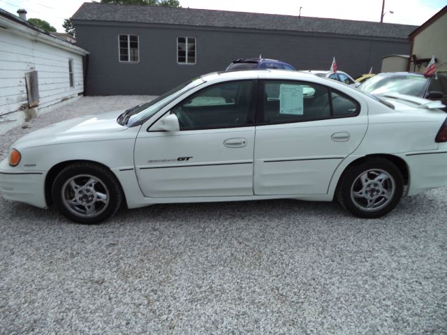 Pontiac Grand Am 2002 photo 1