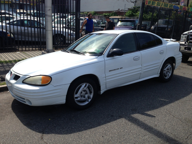 Pontiac Grand Am 2002 photo 2