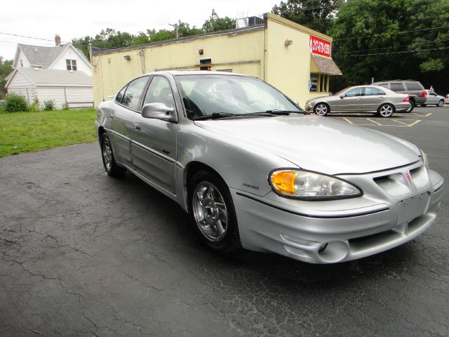 Pontiac Grand Am 2002 photo 2