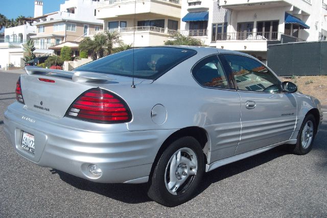 Pontiac Grand Am 2002 photo 1