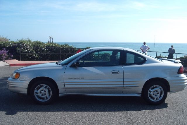 Pontiac Grand Am 2002 photo 17