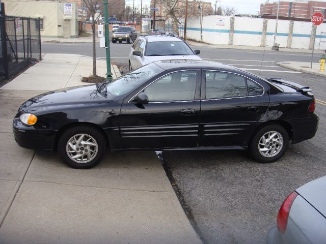 Pontiac Grand Am 2002 photo 1