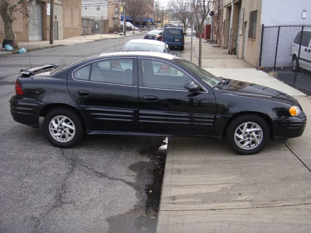 Pontiac Grand Am 2002 photo 2