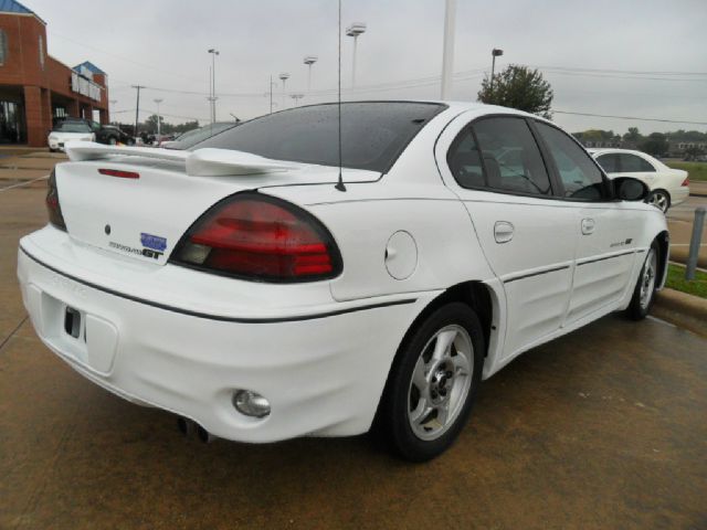 Pontiac Grand Am 2002 photo 1