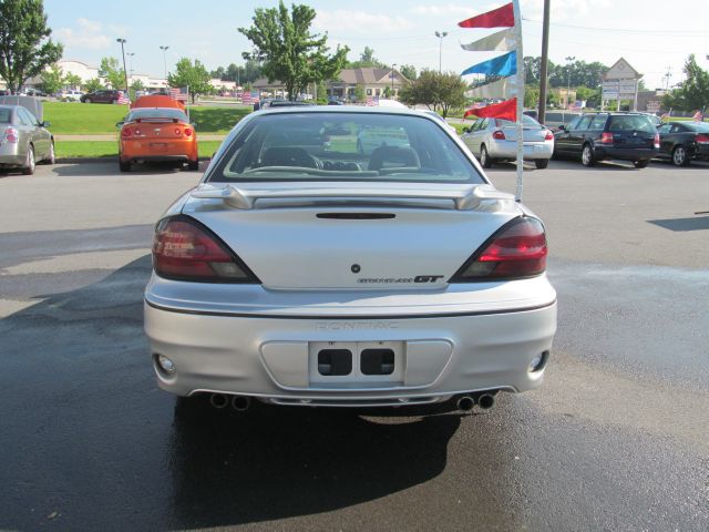 Pontiac Grand Am 2002 photo 1