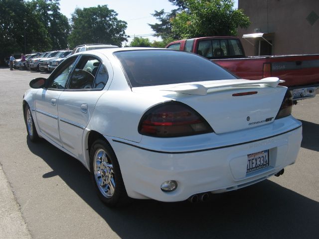 Pontiac Grand Am 2002 photo 10