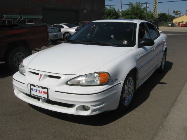 Pontiac Grand Am 2002 photo 2