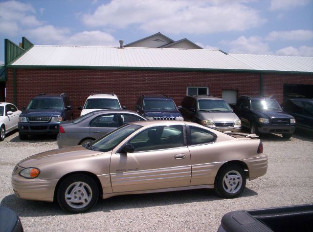 Pontiac Grand Am 2002 photo 2