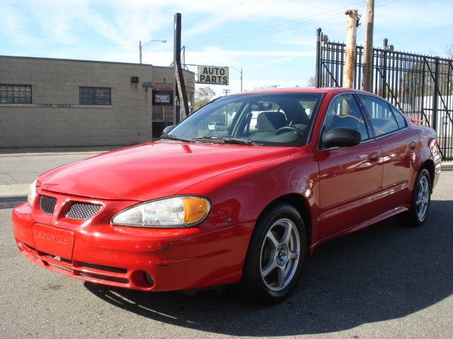 Pontiac Grand Am 2003 photo 2