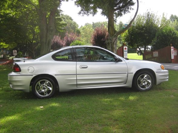 Pontiac Grand Am 2003 photo 1