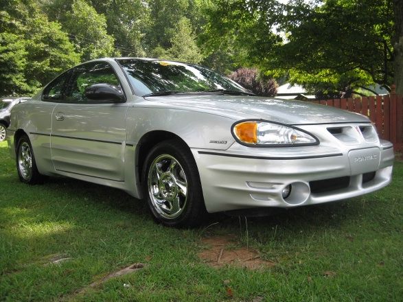 Pontiac Grand Am 2003 photo 2