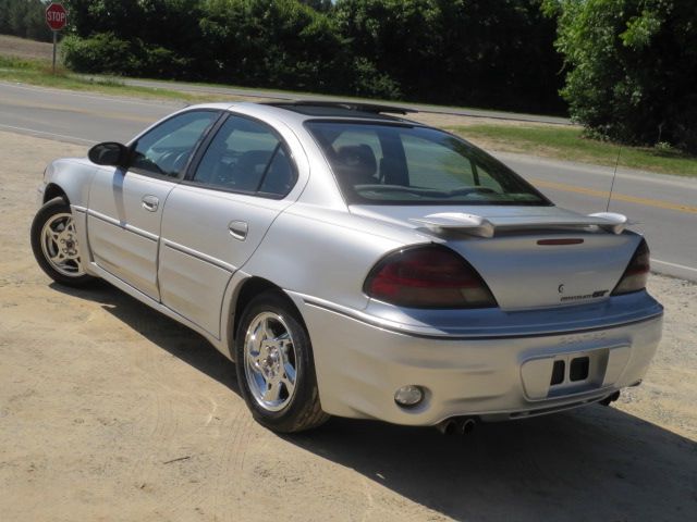 Pontiac Grand Am 2003 photo 16