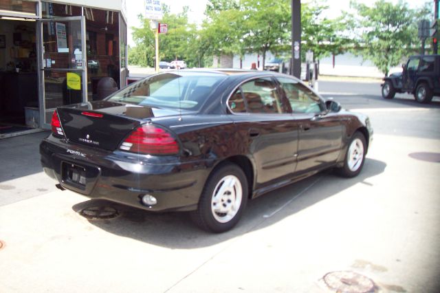 Pontiac Grand Am 2003 photo 2