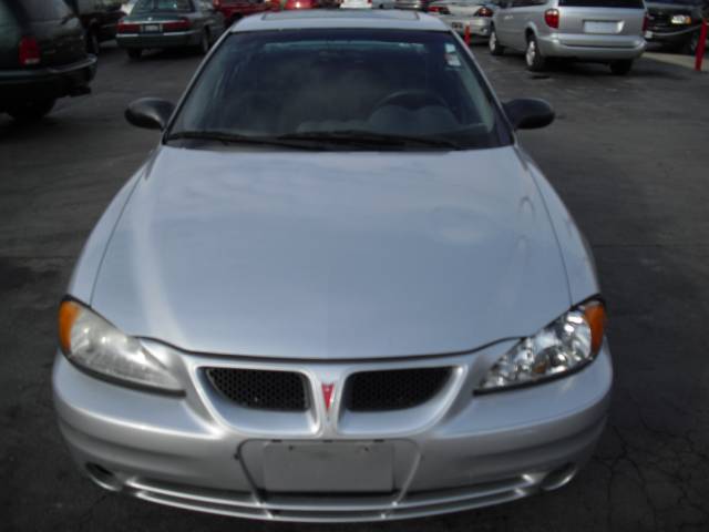 Pontiac Grand Am 4WD Supercrew Styleside 5-1/2 Ft Box XLT Sedan