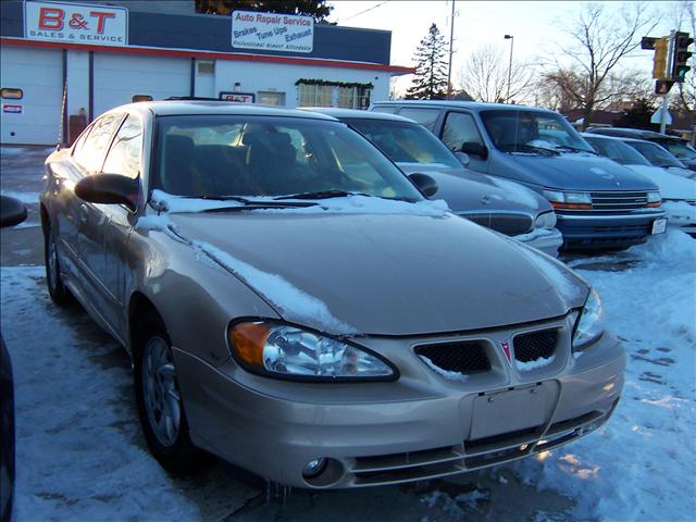 Pontiac Grand Am 4WD Supercrew Styleside 5-1/2 Ft Box XLT Sedan