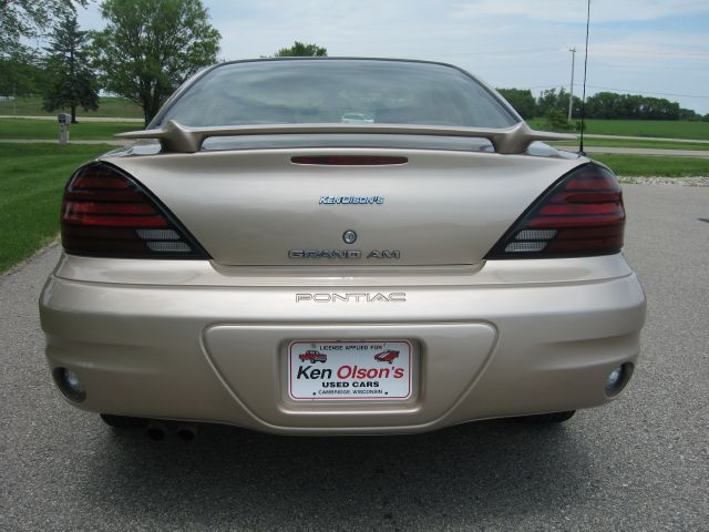 Pontiac Grand Am 2003 photo 1