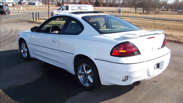 Pontiac Grand Am 2003 photo 1