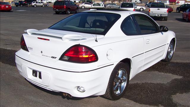 Pontiac Grand Am 2003 photo 2