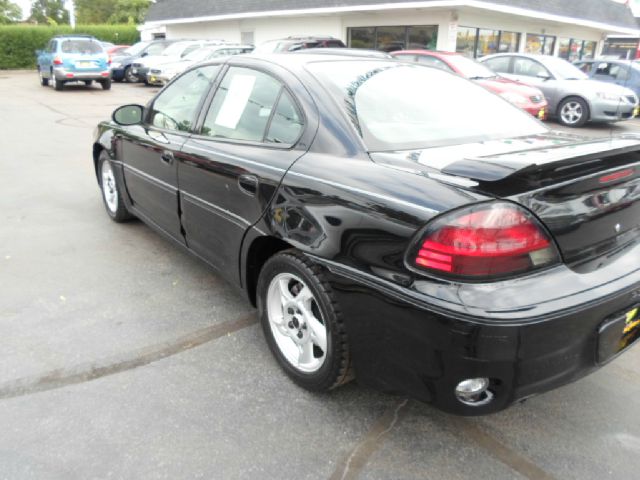 Pontiac Grand Am XUV SLE 4WD Sedan